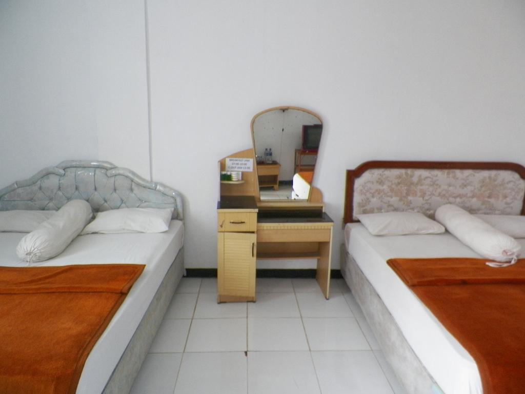 Aquarium Hotel Pangandaran Phòng bức ảnh