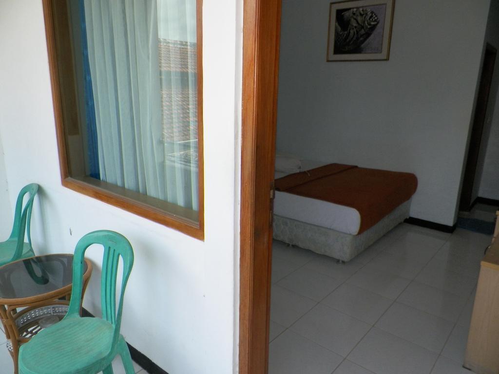 Aquarium Hotel Pangandaran Phòng bức ảnh