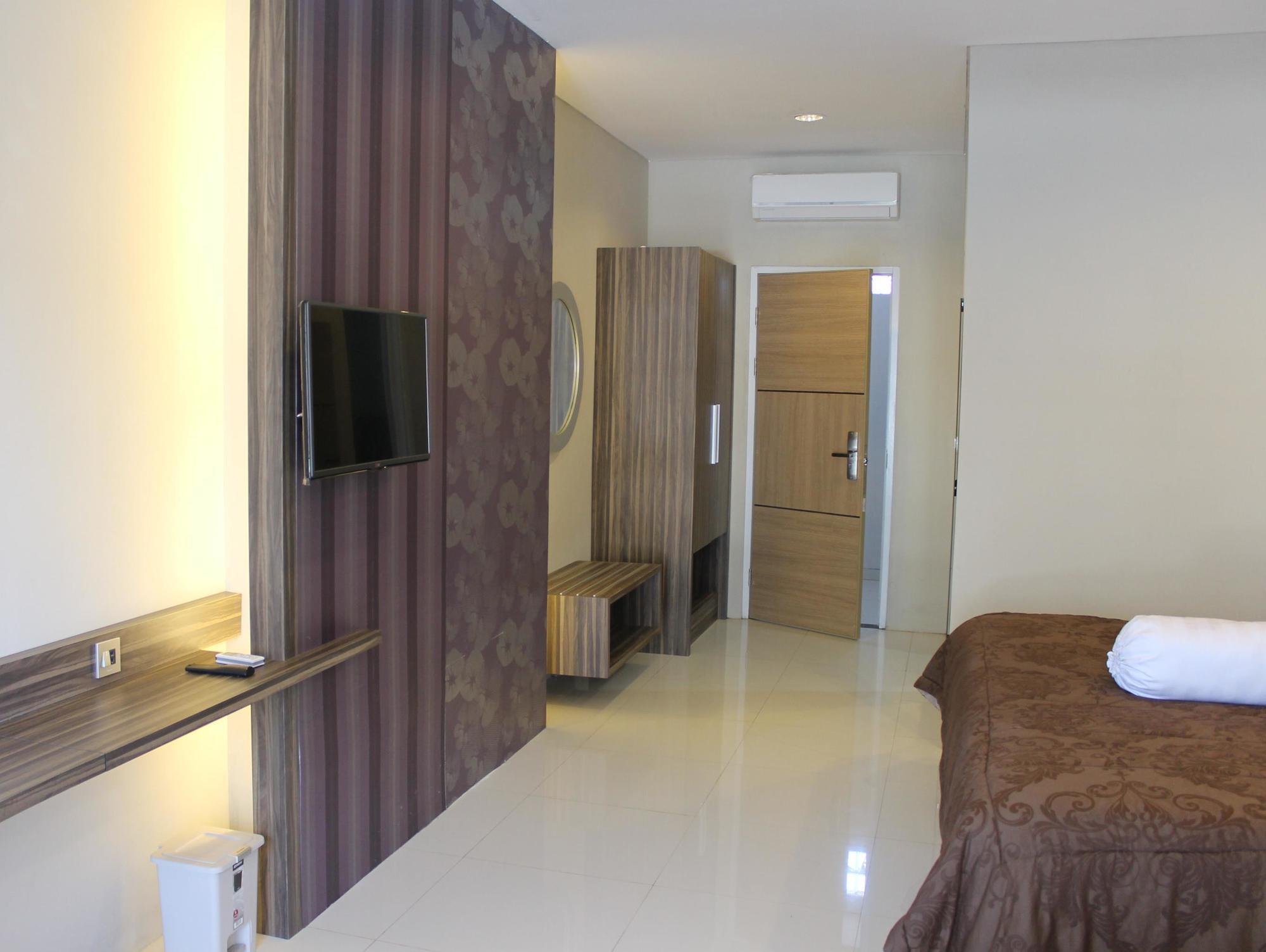 Aquarium Hotel Pangandaran Ngoại thất bức ảnh
